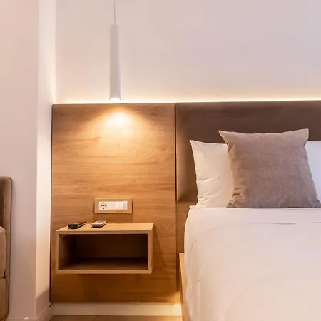 White Hotel 3*