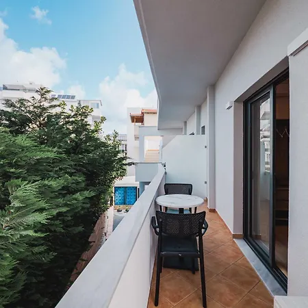 White Hotel 3*