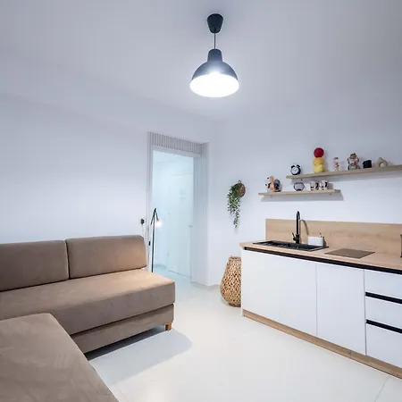 White 3*