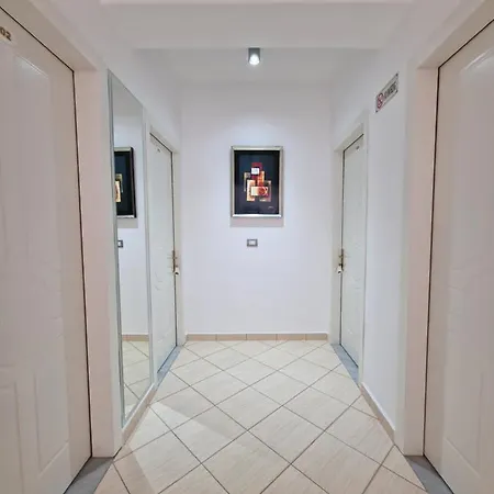 Hotel White Ksamil