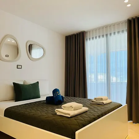 Hotel White 3*