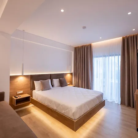 Hotel White